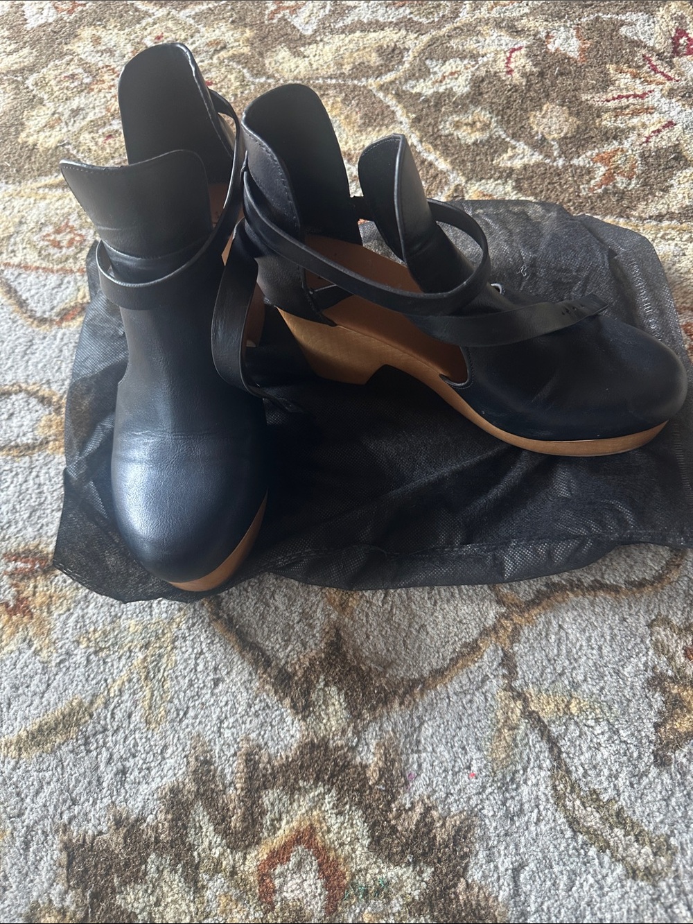 BAMBOO Black Leather Heeled Ankle Strap Boots